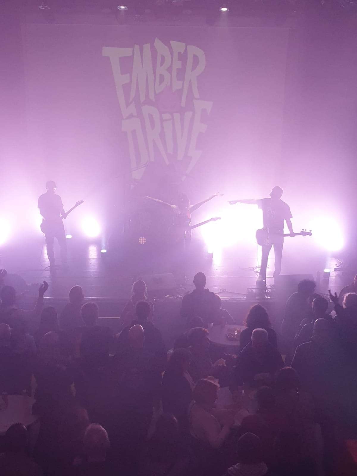 ember-drive-concert-forum-vaureal