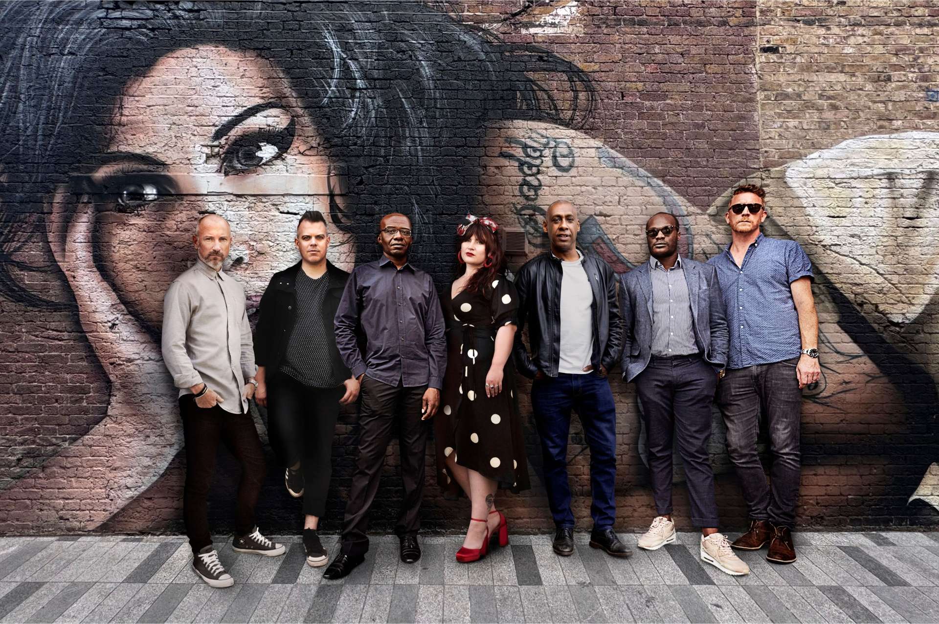 the-amy-winehouse-band-concert-forum-cergypontoise